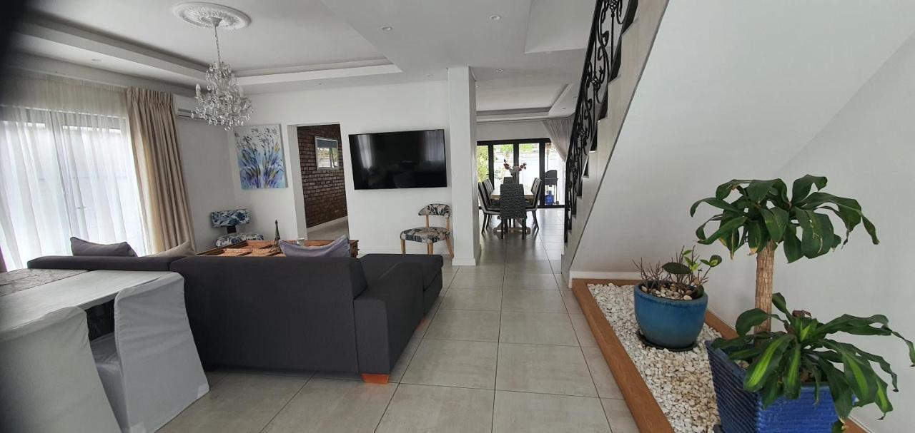 Villa Parisienne Modern Guest House Ciudad del Cabo Exterior foto